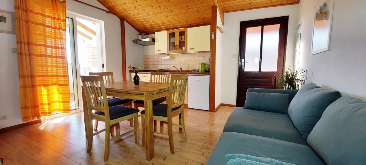 Apartments Mladen Sucuraj Luaran gambar